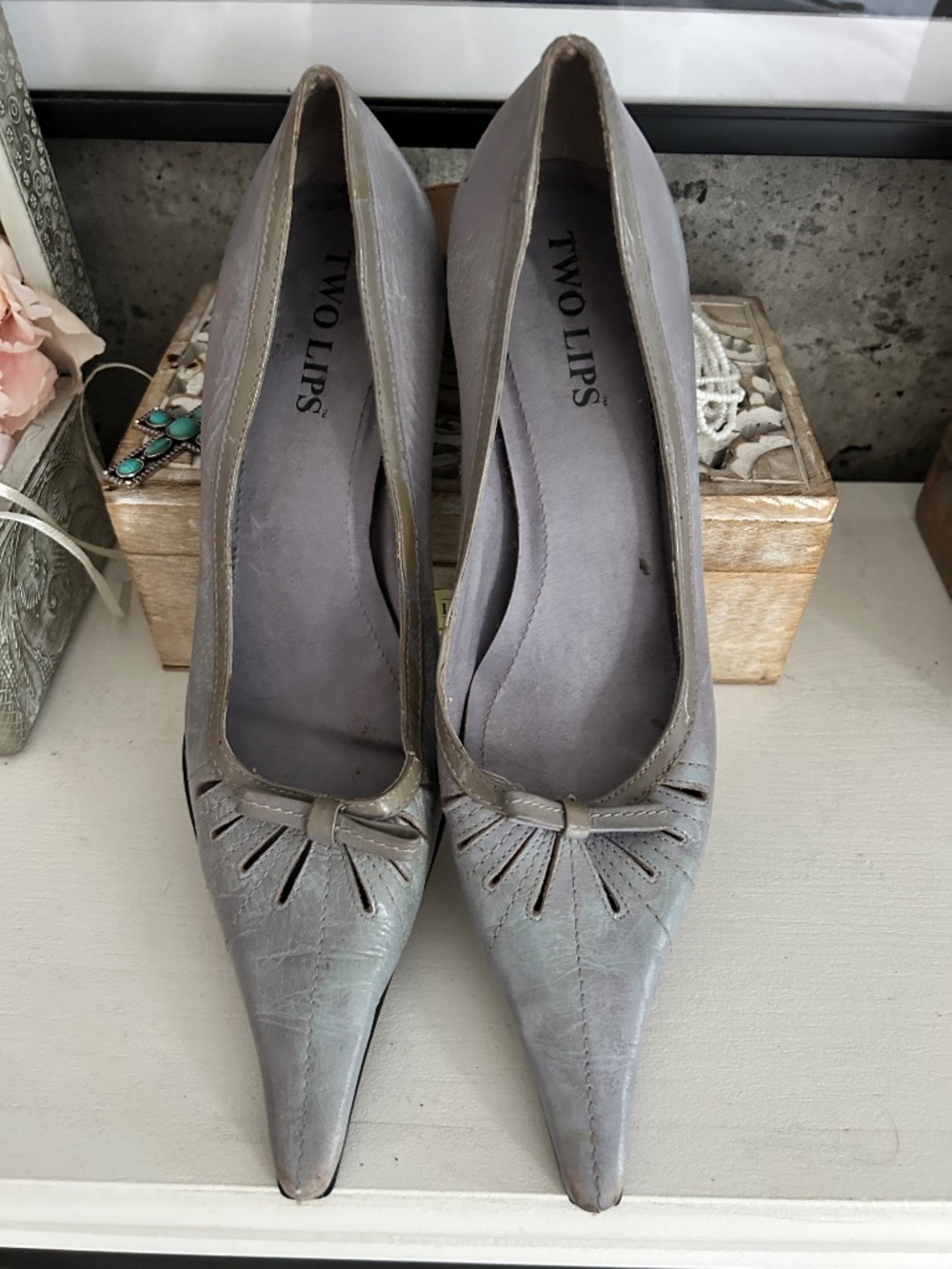 TWO LIPS Lavender Kitten Shoes 9.5